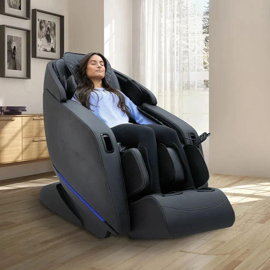 Kyota Yugana M780 4D Massage Chair - Certified Pre-Owned